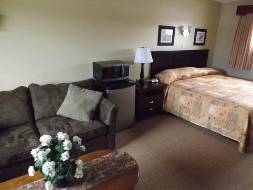 Travellers Motel Cranbrook Room photo