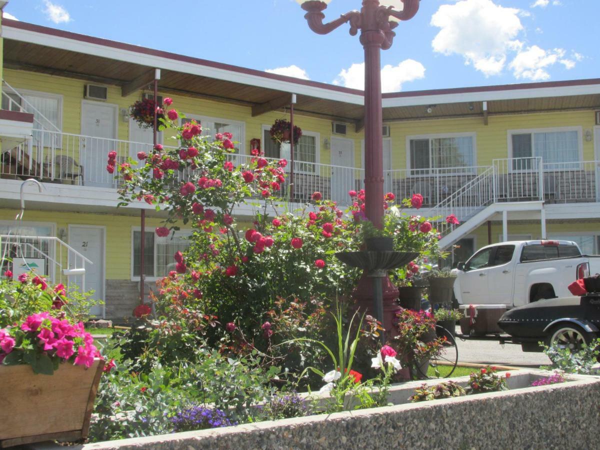 Travellers Motel Cranbrook Exterior photo