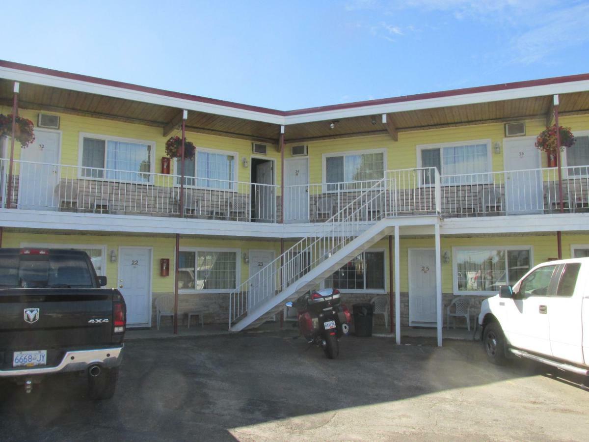 Travellers Motel Cranbrook Exterior photo